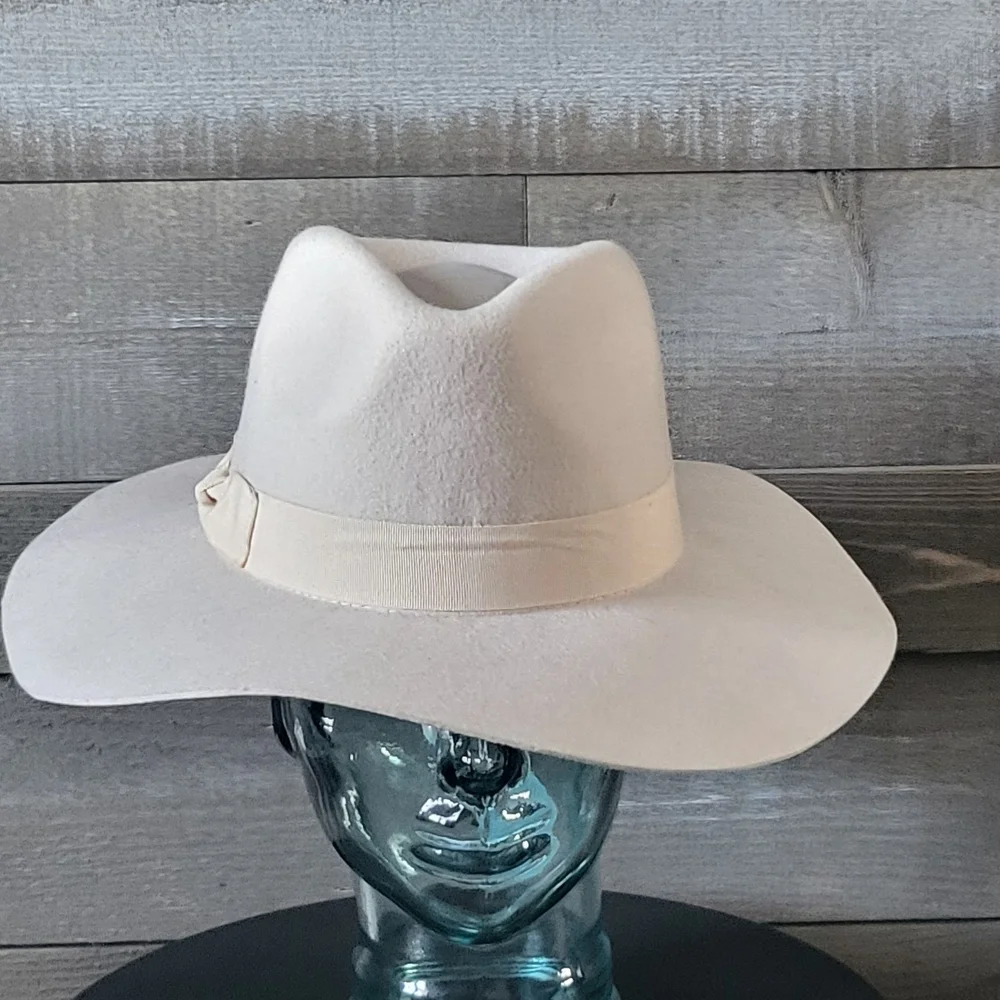 Urban Outfitters Ivory Wide Brim Hat